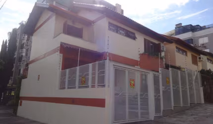 Casa com 3 quartos à venda na Rua Jornal O Povo, Jardim Itu Sabará, Porto Alegre, 130 m2 por R$ 790.000
