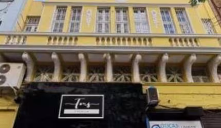 Prédio Comercial 319m² de área privativa para alugar, 3 andares com Terraço no Centro Histórico/ Porto Alegre, SEM TAXA CONDOMINIAL!!!!!!!