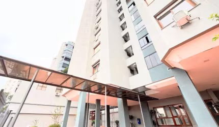 Apartamento a venda de dois dormitorios com suite, sacada com churrasqueira, no bairro Cristo Redentor.