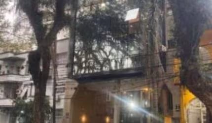 Sala à venda 37,87 m² no Bairro Moinhos de Vento com vaga de garagem coberta e escriturada