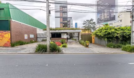 Apartamento à venda, 3 quartos sendo uma suíte e duas demi, 4 vagas cobertas, 259m2 privativos internos-Cabral, Curitiba, PR