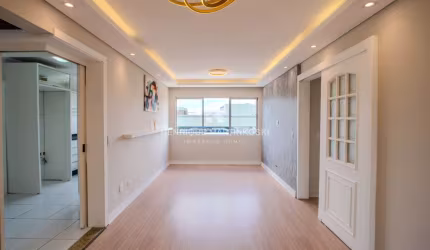 Apartamento para reformar com 79,91m² privativos no Portal do Cabral Esolarado em Andar Alto e 2 vagas