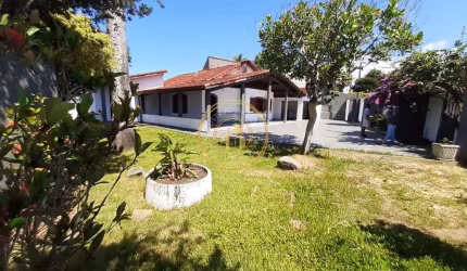 Casa com 3 dorms, Vila Anhanguera, Mongaguá - R$ 450 mil, Cod: 2380