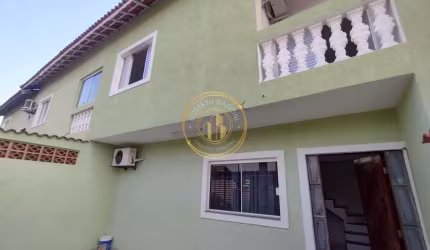 Sobrado com 2 quartos, Vila Oceanopolis, Mongaguá - R$ 255 mil, Cod: 2635