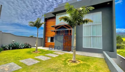 Casa Sobrado em Jardim Centenário - Atibaia, SP