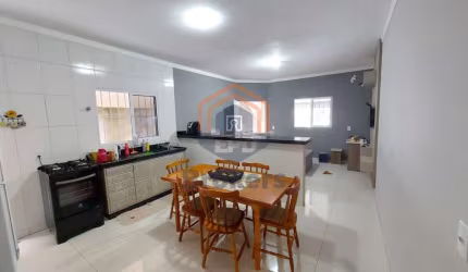Casa Sobrado em Jardim Novo Mundo - Várzea Paulista, SP