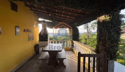 Chácara 192m2 em 1.800 m2 terr em Fim do Campo - Jarinu, SP