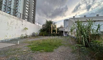 VENDO TERRENO MURADO COM 450 METROS NO BAIRRO BOSQUE DA SAUDE