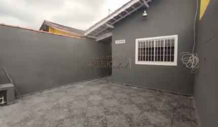 Casa em bairro residencial, Balneário Jussara - Mongaguá/SP