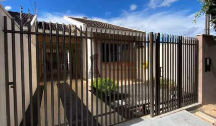 Casa à venda, 3 quartos, 1 suíte, 2 vagas, Jardim Monte Rei - Maringá/PR