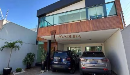 Sobrado à venda, 3 quartos, 3 suítes, 4 vagas, Jardim Higienópolis - Maringá/PR