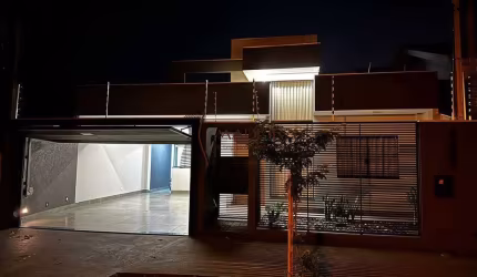 Casa três quartos, sendo um suite no Jardim Alvorada