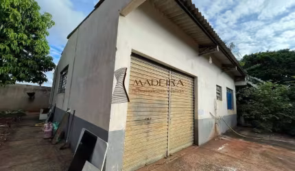 Vende-se Terreno de 1.030m² com Barracão – Aceita Permuta