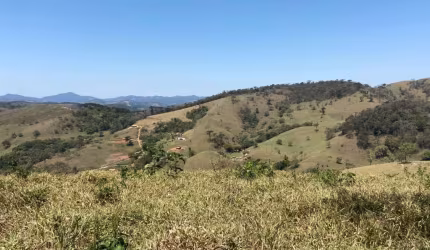Chácara / sítio à venda no Centro, Sapucaí-Mirim  por R$ 1.260.000