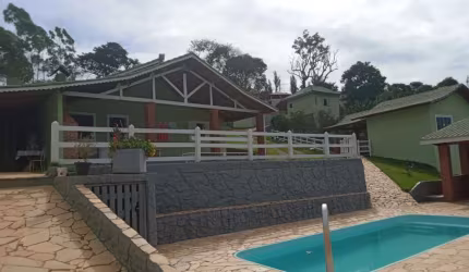 Chácara / sítio à venda no Centro, Brazópolis  por R$ 660.000
