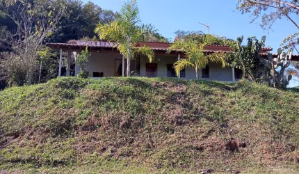 Chácara / sítio com 3 quartos à venda no Cajuru, São José dos Campos  por R$ 650.000