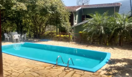 Chácara / sítio com 5 quartos à venda no Centro, Pindamonhangaba  por R$ 2.200.000