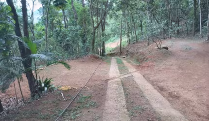 Chácara / sítio à venda no Centro, Monteiro Lobato  por R$ 450.000