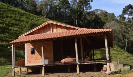 Fazenda à venda no Centro, São José do Barreiro  por R$ 950.000