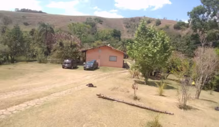 Chácara / sítio com 3 quartos à venda no Centro, São Luiz do Paraitinga  por R$ 1.800.000