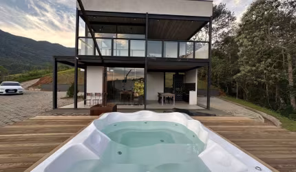 Chácara / sítio com 2 quartos à venda no Centro, Pindamonhangaba  por R$ 1.600.000
