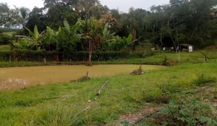 Chácara / sítio com 1 quarto à venda em Vargem Grande, São José dos Campos  por R$ 400.000