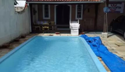 Casa com 1 quarto à venda no Balneário dos Golfinhos, Caraguatatuba  por R$ 450.000