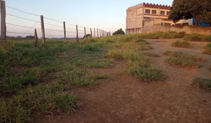 Terreno à venda no Altos do Caetê I, São José dos Campos  por R$ 220.000