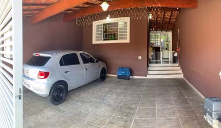 Casa com 3 quartos à venda no Jardim Mariana II, São José dos Campos  por R$ 380.000