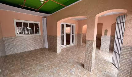 Casa com 3 quartos à venda em Santana, São José dos Campos  por R$ 570.000