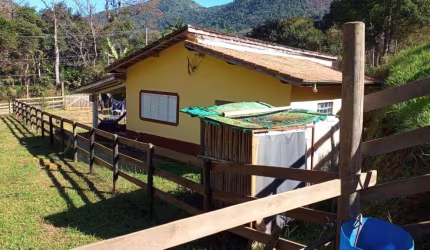 Chácara / sítio com 2 quartos à venda na Zona Rural, Monteiro Lobato  por R$ 1.300.000