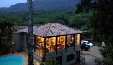 Chácara / sítio com 17 quartos à venda no Pacu, Tiradentes  por R$ 6.000.000