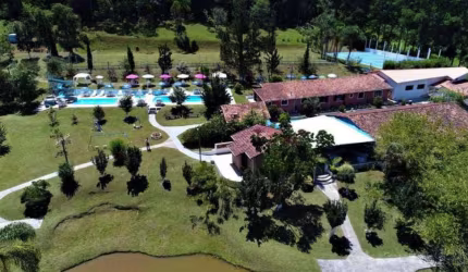 Chácara / sítio com 3 quartos à venda no Centro, Guararema  por R$ 4.500.000