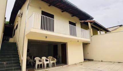 Casa com 3 quartos à venda no Jardim Alvorada, São José dos Campos  por R$ 1.100.000