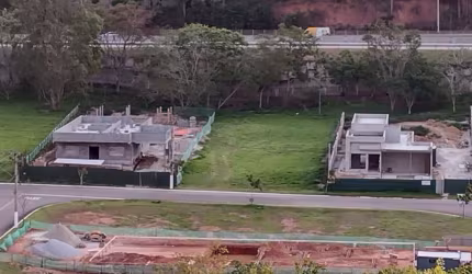 Terreno à venda no Centro, Jambeiro  por R$ 250.000
