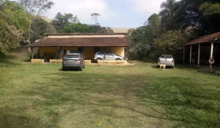 Chácara / sítio com 3 quartos à venda na Água Soca, São José dos Campos  por R$ 1.250.000