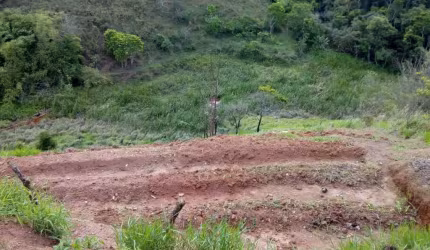 Chácara / sítio com 1 quarto à venda em Taquari, São José dos Campos  por R$ 120.000