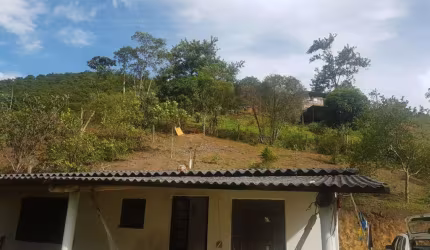 Chácara / sítio com 2 quartos à venda em São Francisco Xavier, São José dos Campos  por R$ 200.000