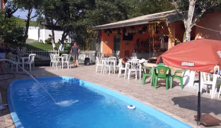 Chácara / sítio com 4 quartos à venda em Santana, São José dos Campos  por R$ 750.000