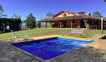 Chácara / sítio com 3 quartos à venda em Santana, São José dos Campos  por R$ 1.250.000