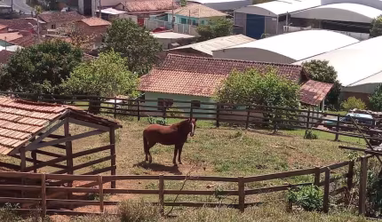 Chácara / sítio com 3 quartos à venda na Zona Rural, Lambari  por R$ 990.000