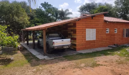 Chácara / sítio com 4 quartos à venda no Centro, Jambeiro  por R$ 720.000