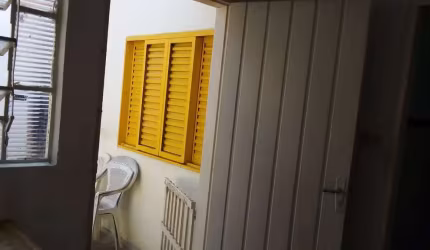 Casa com 4 quartos à venda em Santana, São José dos Campos  por R$ 380.000