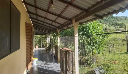Chácara / sítio com 2 quartos à venda no Centro, Paraibuna  por R$ 780.000