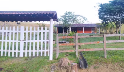 Chácara / sítio com 1 quarto à venda no Centro, Monteiro Lobato  por R$ 450.000