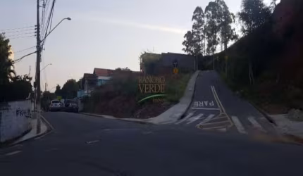 Terreno à venda na Vila Dirce, São José dos Campos  por R$ 390.000
