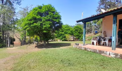 Chácara / sítio com 4 quartos à venda no Centro, Natividade da Serra  por R$ 970.000