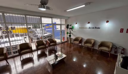 Casa comercial com 4 salas à venda no Jardim Bela Vista, São José dos Campos  por R$ 1.670.000