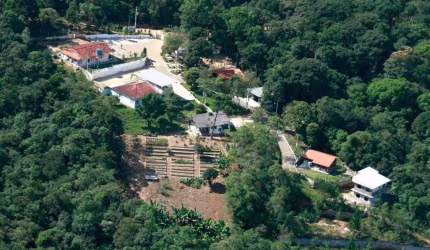 Chácara / sítio com 3 quartos à venda no Centro, Embu-Guaçu  por R$ 1.200.000