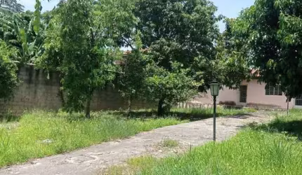 Terreno à venda na Vila Costa, Taubaté  por R$ 800.000